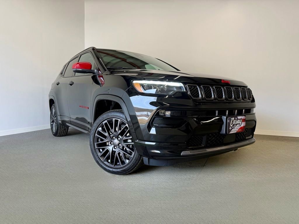 Used 2023 Jeep Compass Limited w/ Elite Group for (Red) Edition image 3