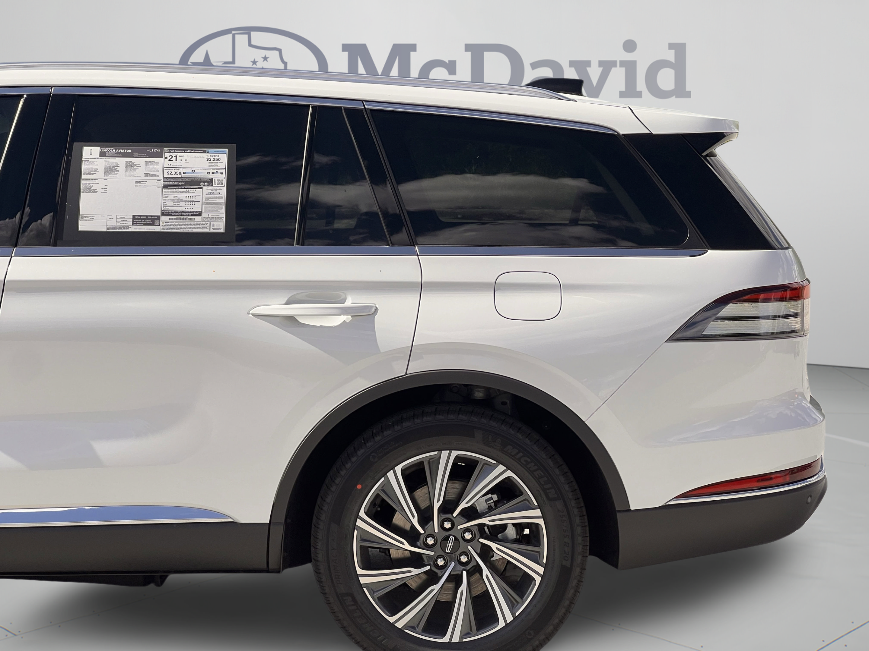 Used 2026 Lincoln Aviator 2WD image 30