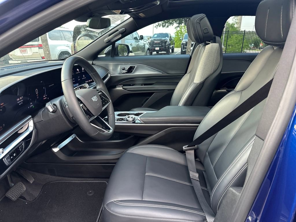 Used 2024 Cadillac Lyriq Tech w/ Driver Assist Package image 10