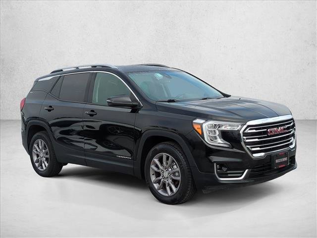 Used 2024 GMC Terrain SLT AWD/4WD image 3