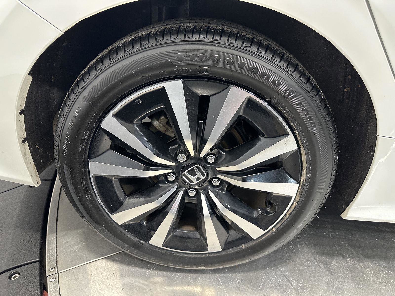 Certified 2024 Honda Civic EX image 10