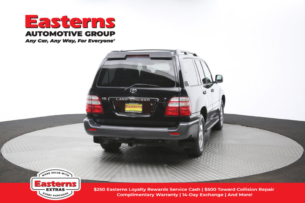 Used 2005 Toyota Land Cruiser w/ Convenience Pkg AWD/4WD image 43
