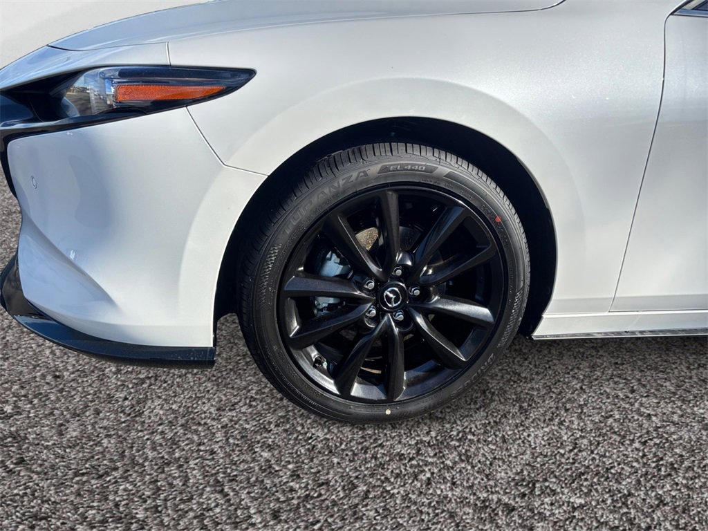 New 2026 MAZDA MAZDA3 Hatchback w/Premium Plus Pkg image 10