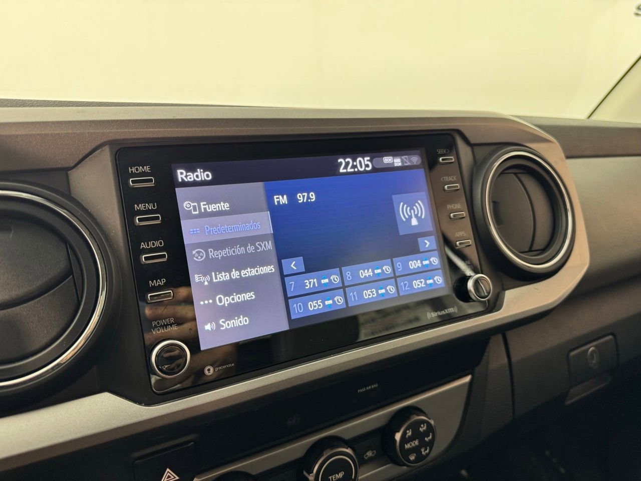 Used 2021 Toyota Tacoma SR5 w/ SR5 Appearance Package (SM) RWD image 23