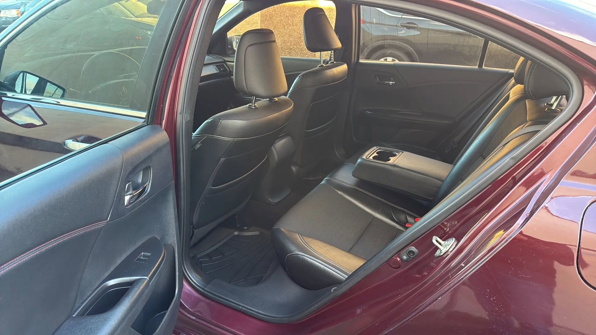 Used 2017 Honda Accord Sport image 27