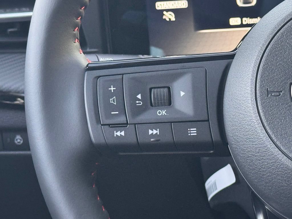 New 2026 Nissan Kicks SR w/ SR Premium Package FWD image 15