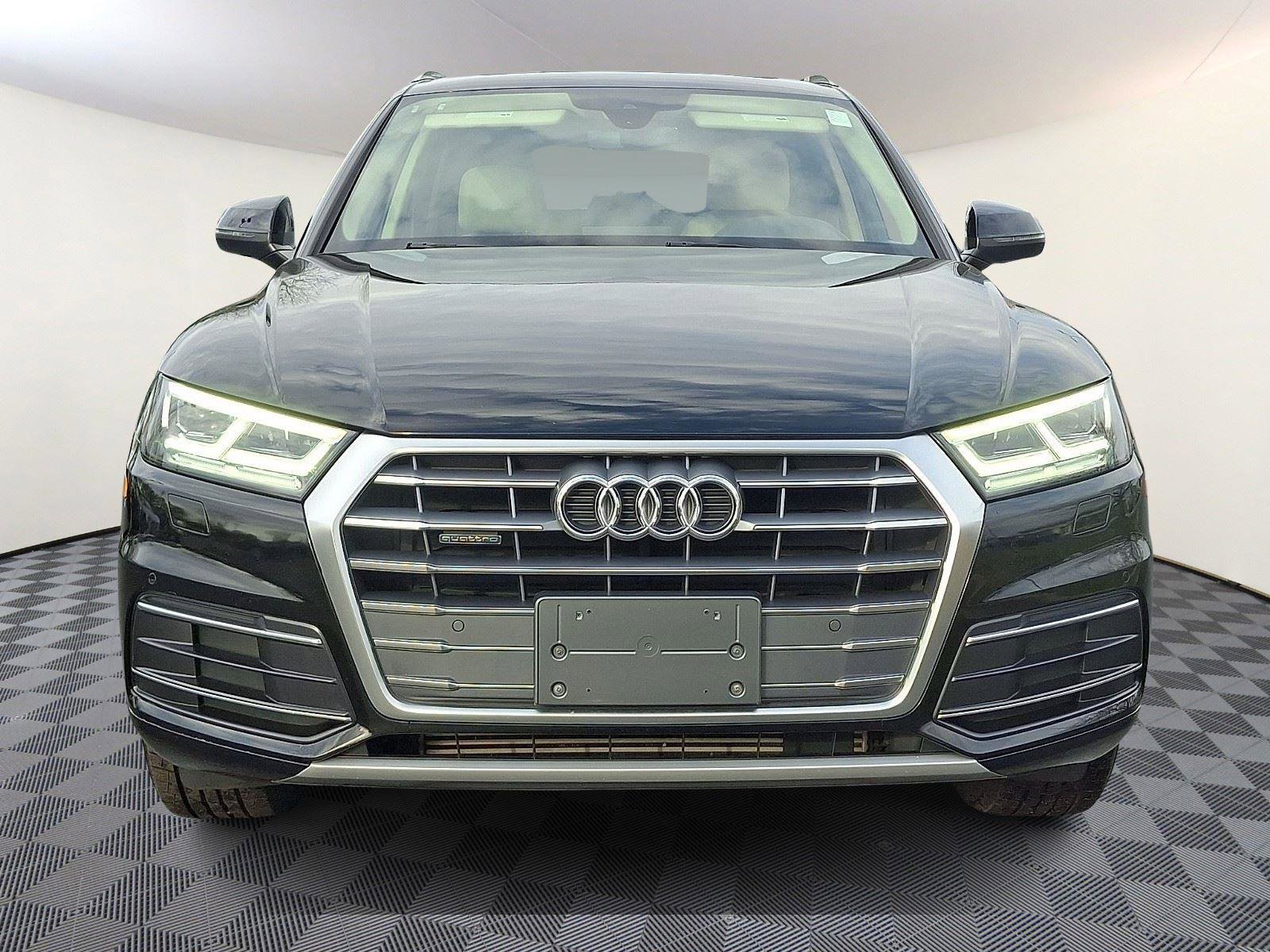 Used 2018 Audi Q5 2.0T Premium Plus w/ Premium Plus Package image 2