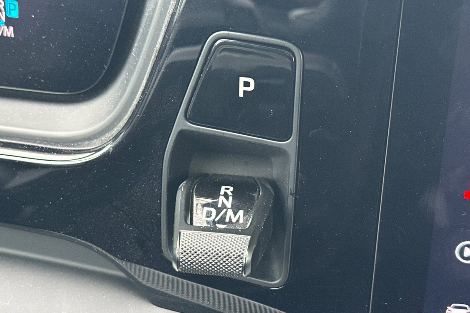 Used 2024 Porsche Cayenne image 33