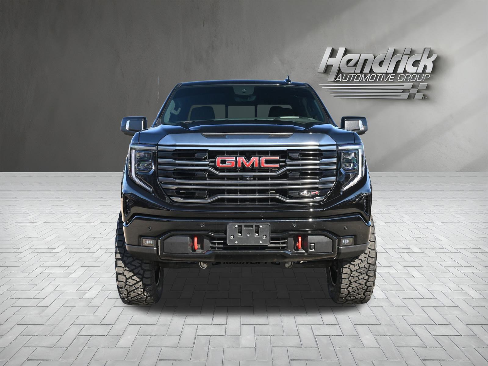 Used 2024 GMC Sierra 1500 AT4 w/ Technology Package image 5