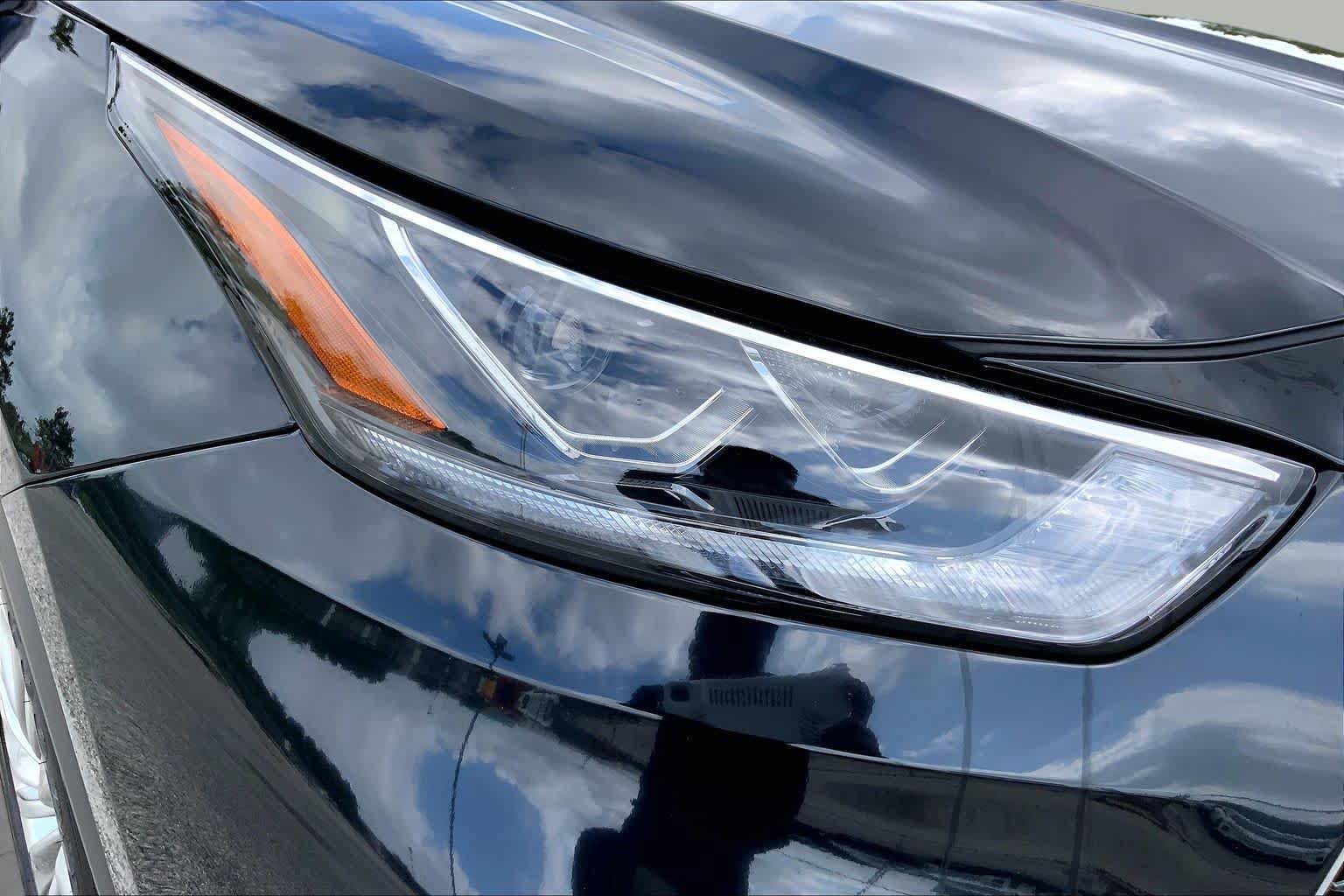 Certified 2026 Toyota Highlander Platinum AWD/4WD image 27