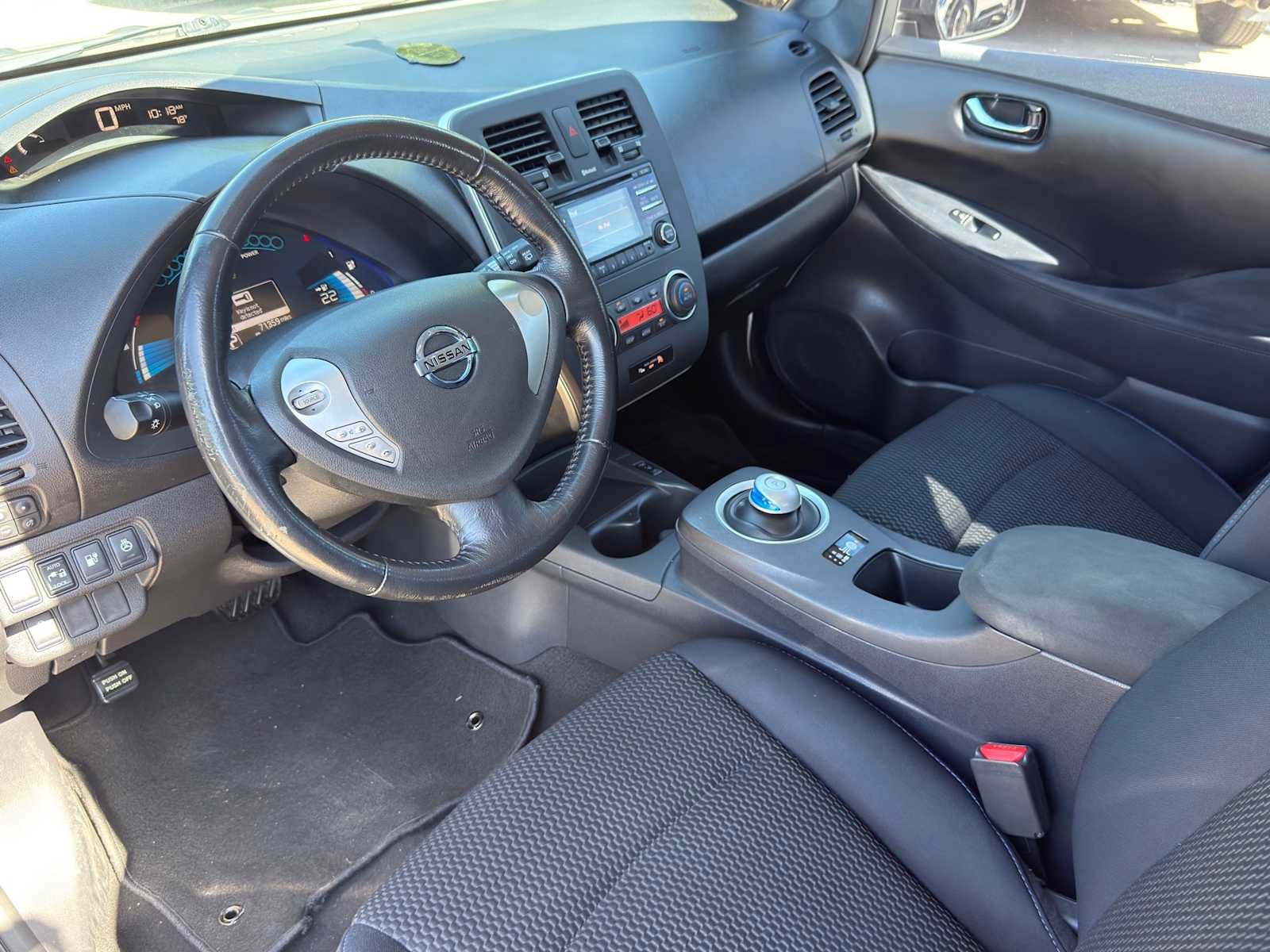 Used 2013 Nissan Leaf S w/ Charger Pkg FWD image 11