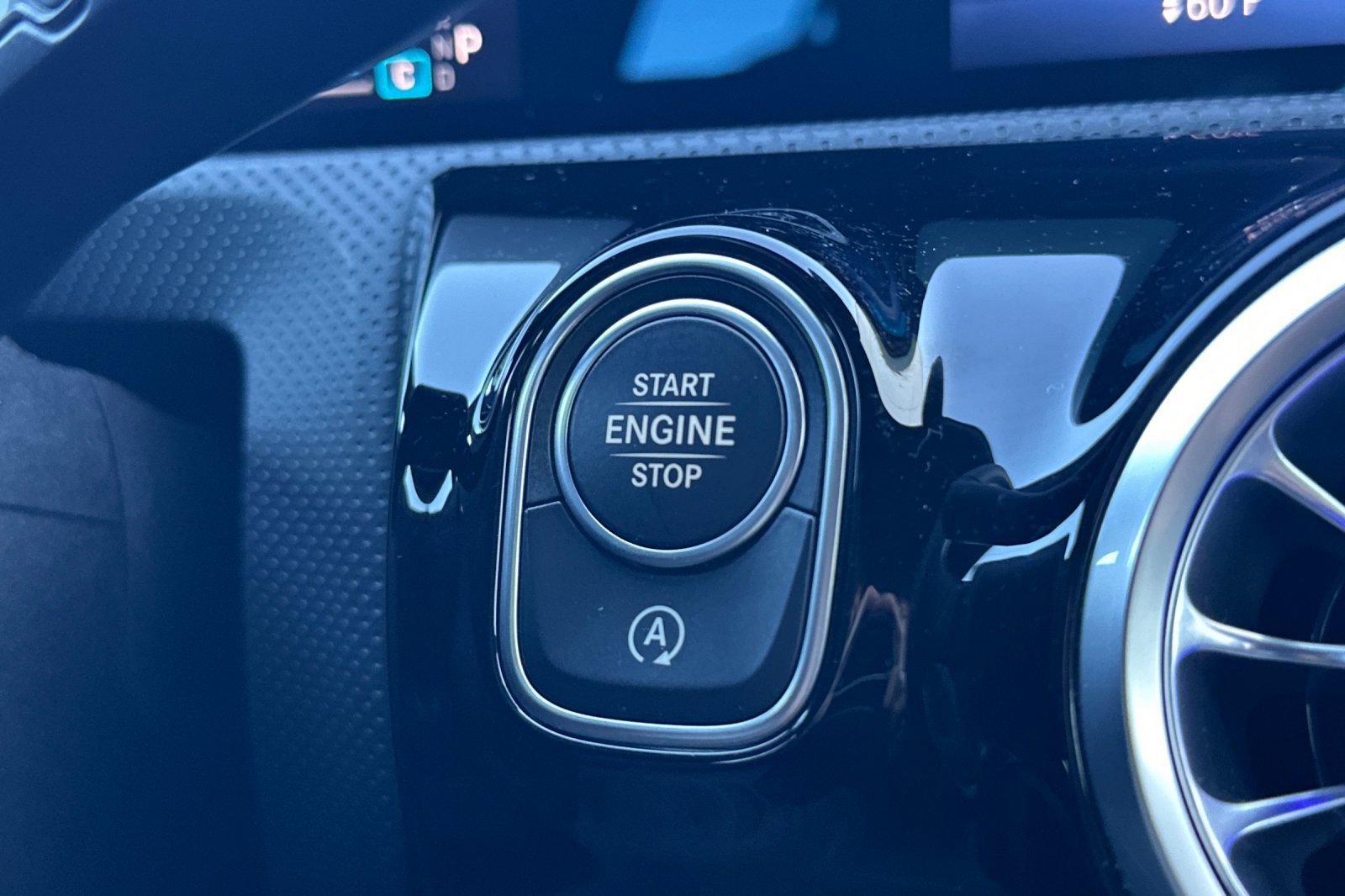 Certified 2025 Mercedes-Benz CLA 250 image 21