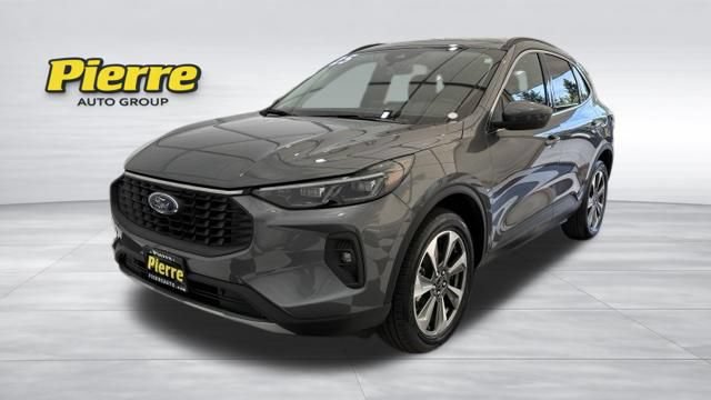 Used 2025 Ford Escape Platinum AWD/4WD 360° Tour