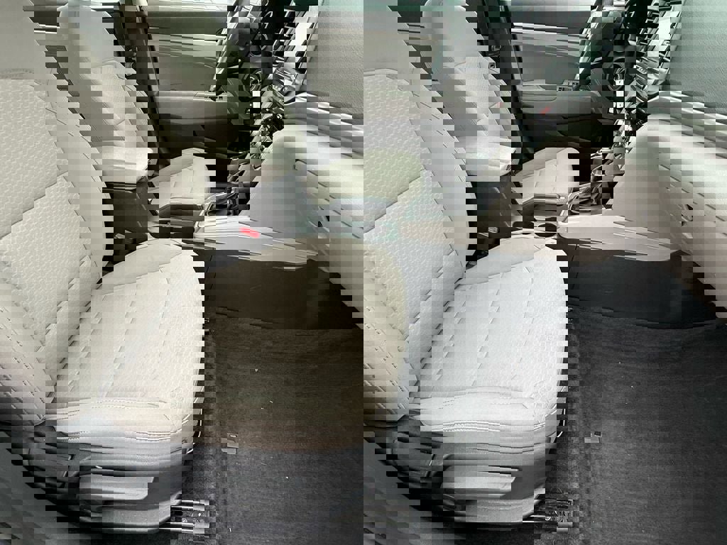 Used 2020 Hyundai Elantra SEL image 10