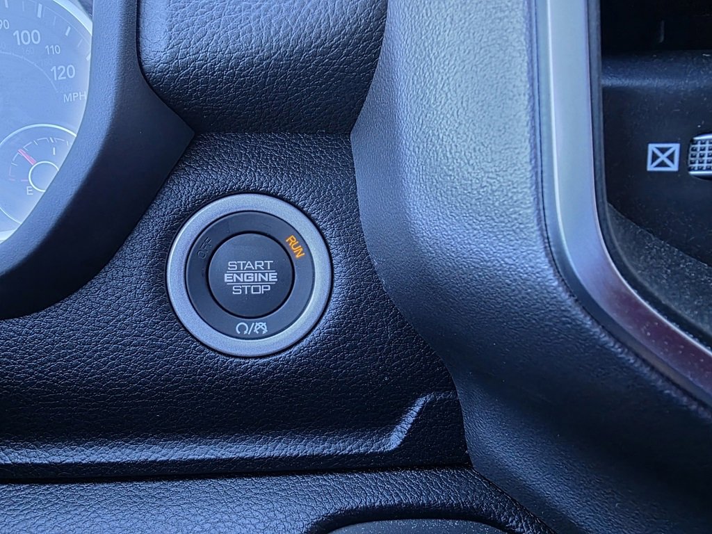 New 2026 RAM 1500 4x4 Crew Cab image 19