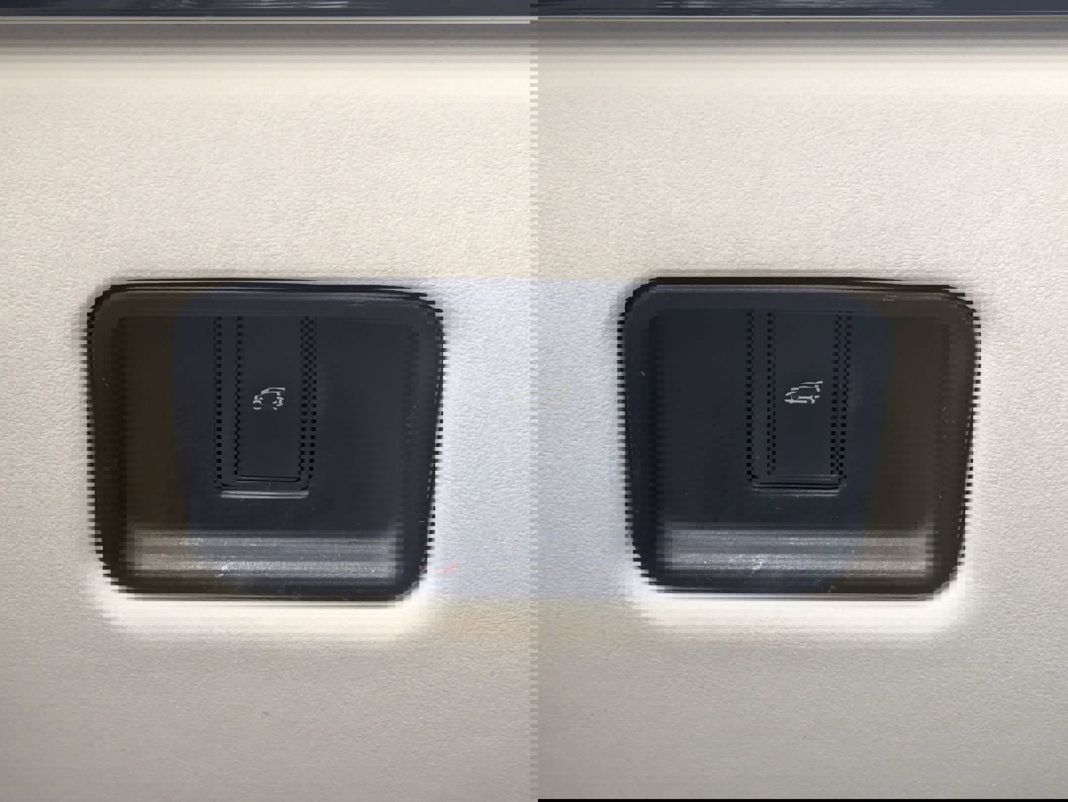 Used 2023 Land Rover Range Rover SE image 19