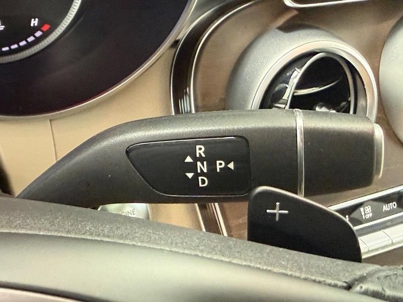 Used 2019 Mercedes-Benz GLC 300 4MATIC image 16