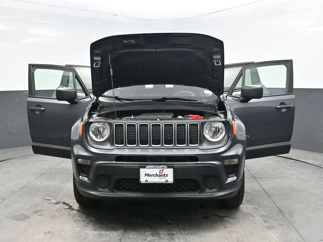 Used 2023 Jeep Renegade Latitude image 46