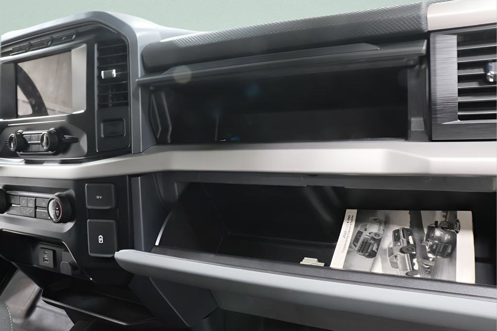 Used 2023 Ford F150 XLT w/ XTR Package image 29