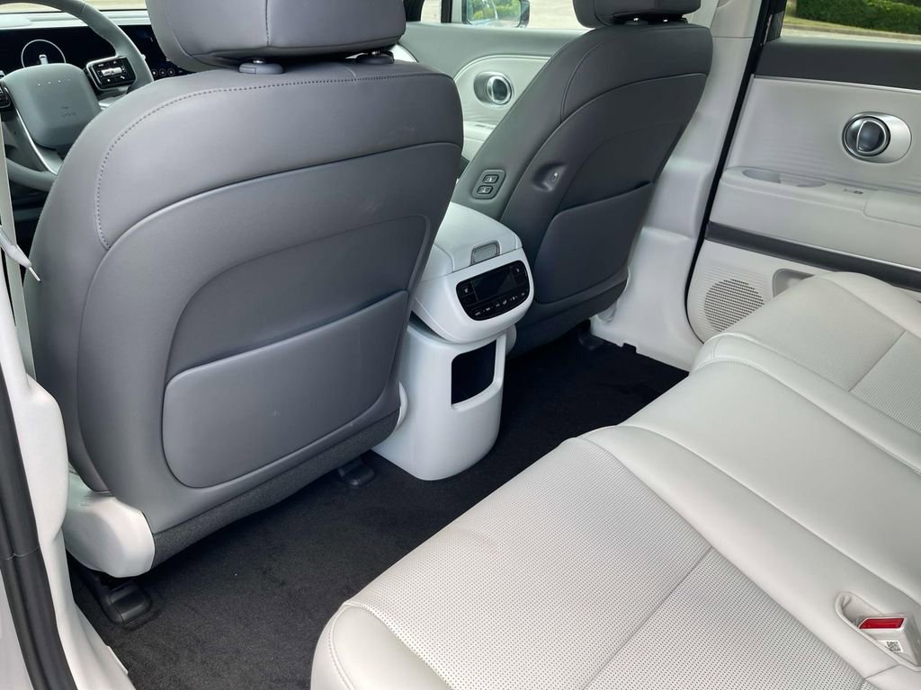 New 2026 Hyundai Ioniq 9 SEL image 24