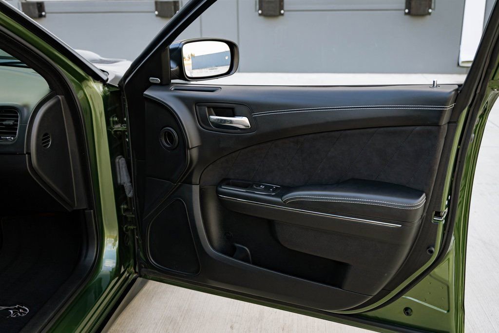 Used 2021 Dodge Charger SRT Hellcat image 23