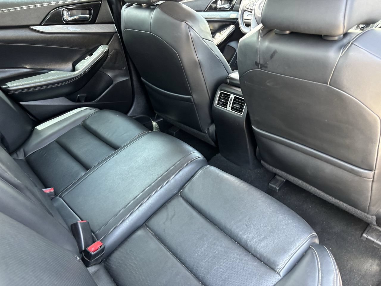 Used 2016 Nissan Maxima 3.5 SV FWD image 11