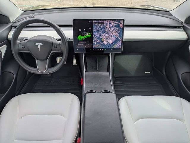 Used 2019 Tesla Model 3 image 15