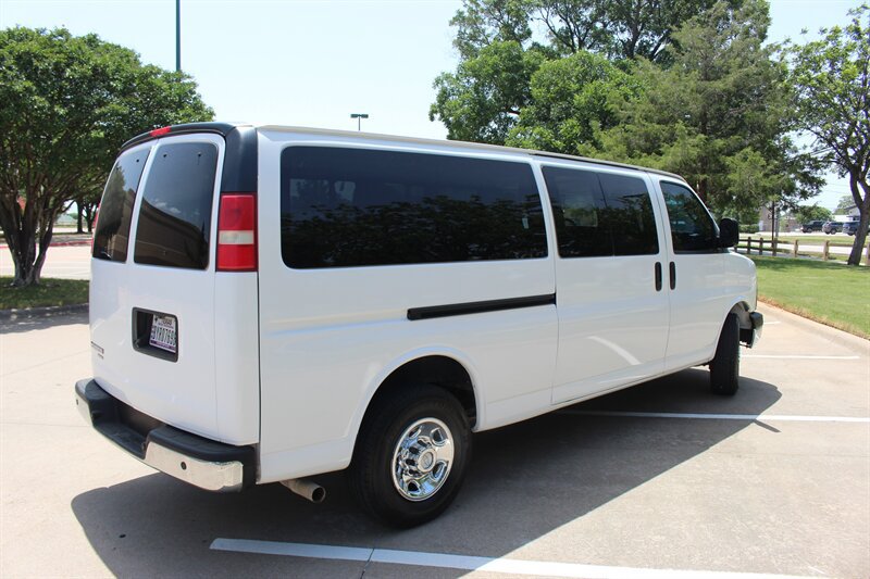 Used 2016 Chevrolet Express 3500 LT w/ LT Preferred Equipment Group RWD image 5