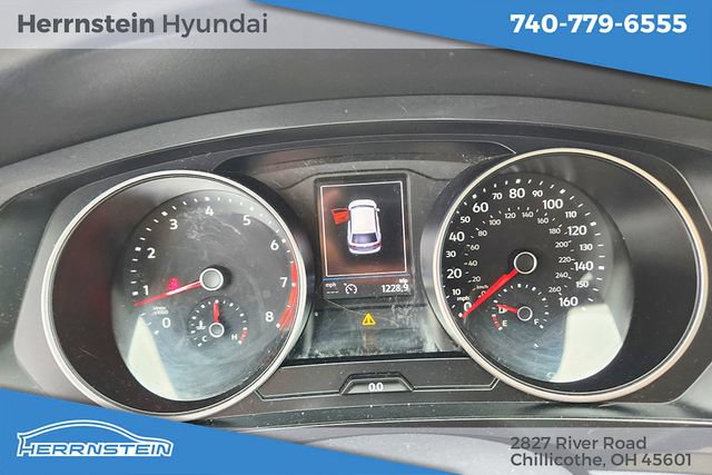 Used 2019 Volkswagen Tiguan S w/ 3rd Row Seat Package AWD/4WD image 13