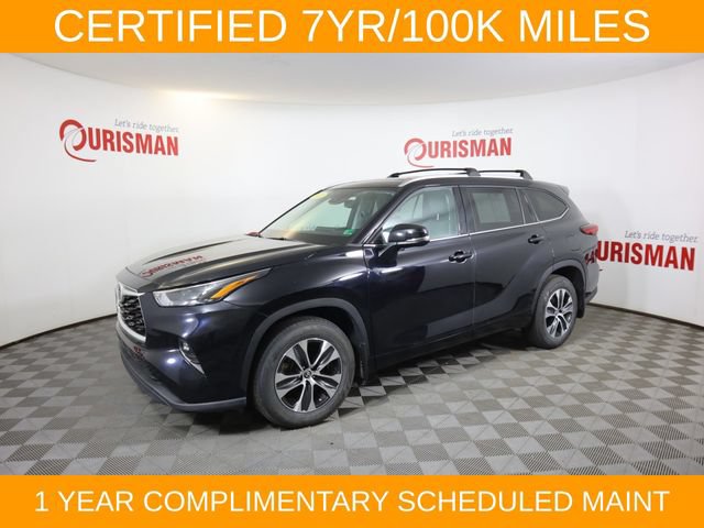 Used 2022 Toyota Highlander XLE AWD/4WD image 4