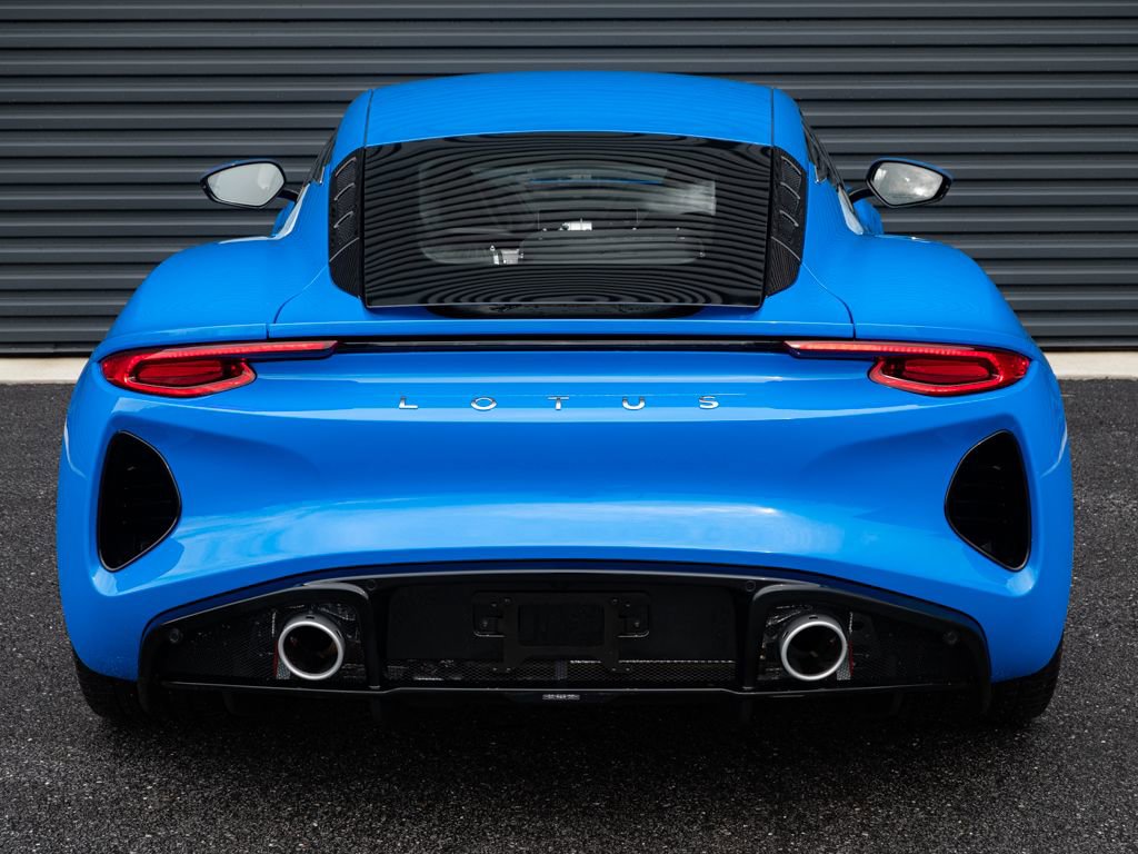 Used 2025 Lotus Emira image 24