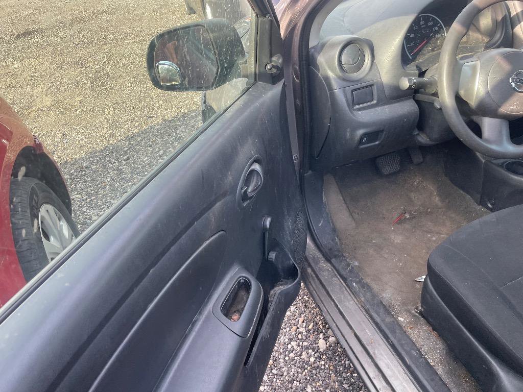 Used 2014 Nissan Versa S Plus image 9