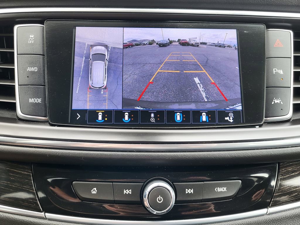 Used 2020 Buick Enclave Avenir w/ Avenir Technology Package AWD/4WD image 13