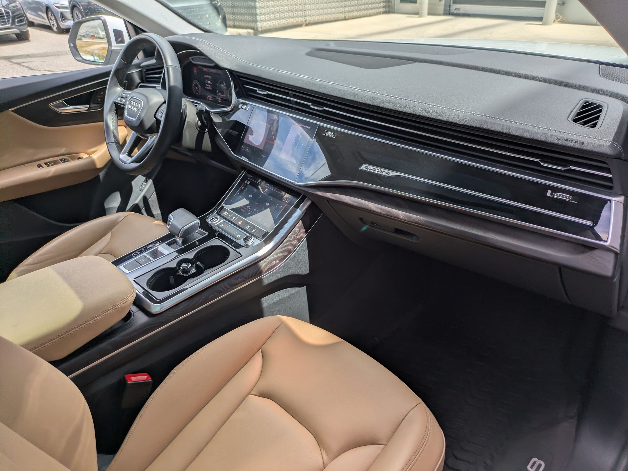 Used 2023 Audi Q8 Premium w/ Convenience Package AWD/4WD image 29
