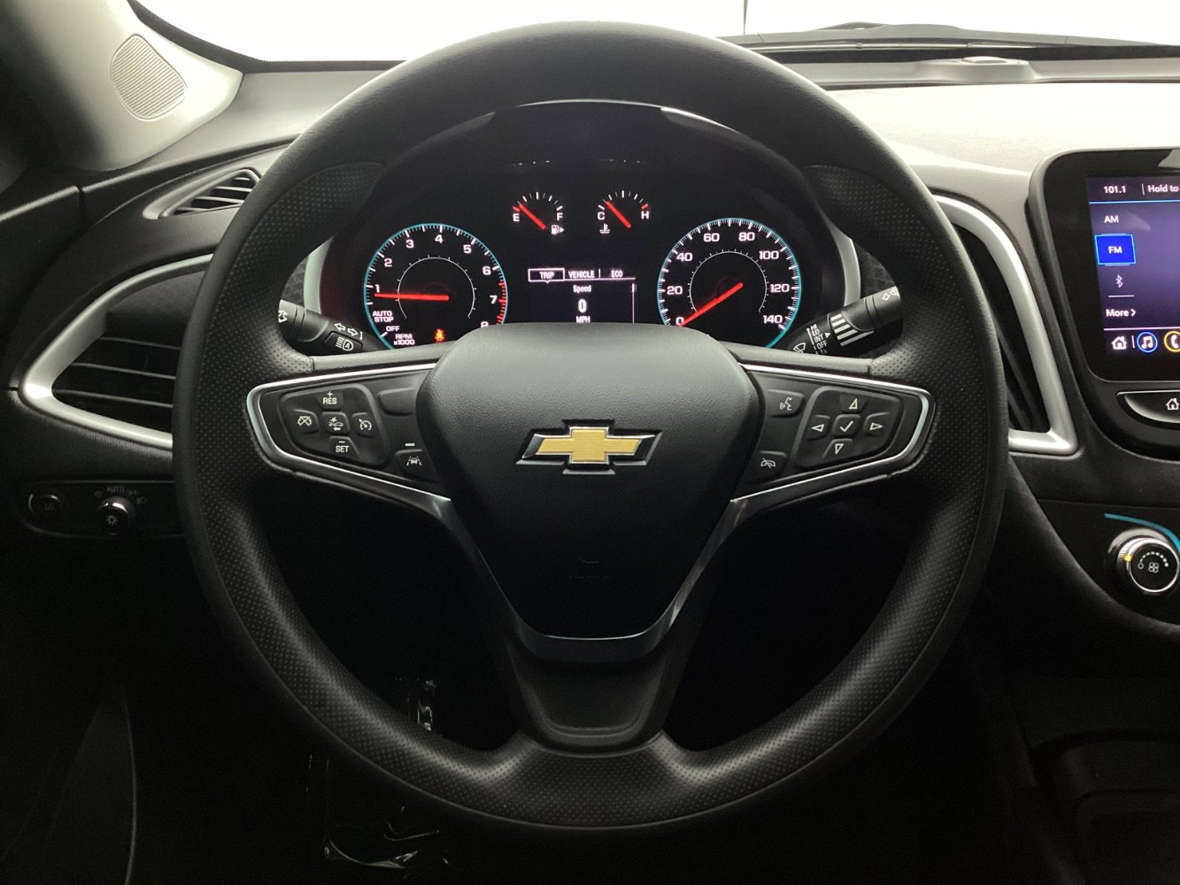 Used 2024 Chevrolet Malibu LS image 30