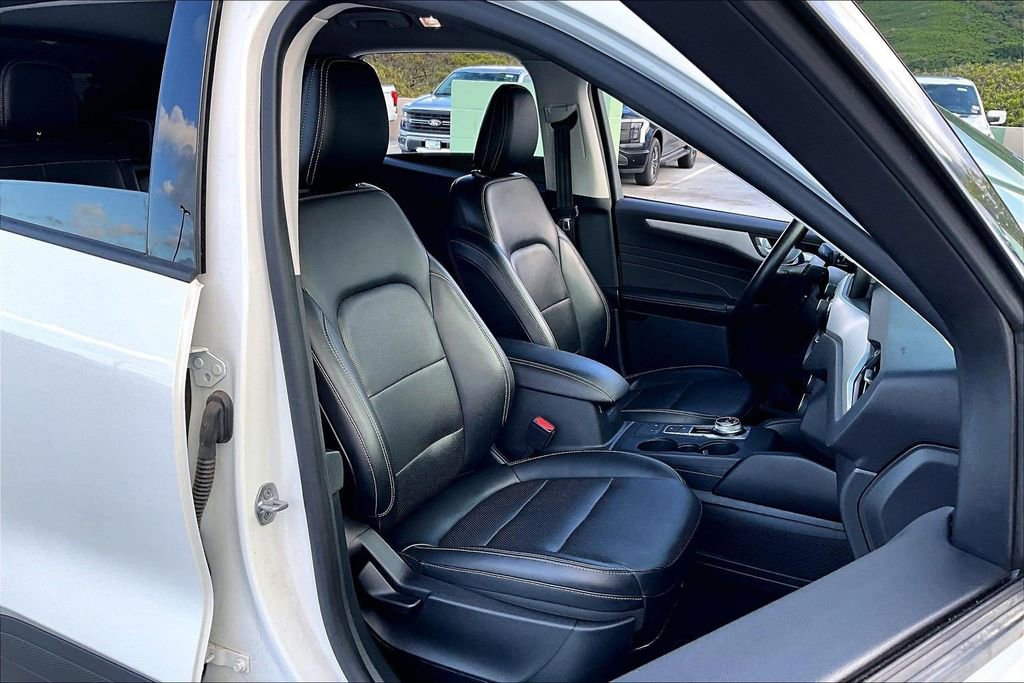 Used 2021 Ford Escape SEL w/ Technology Package image 7