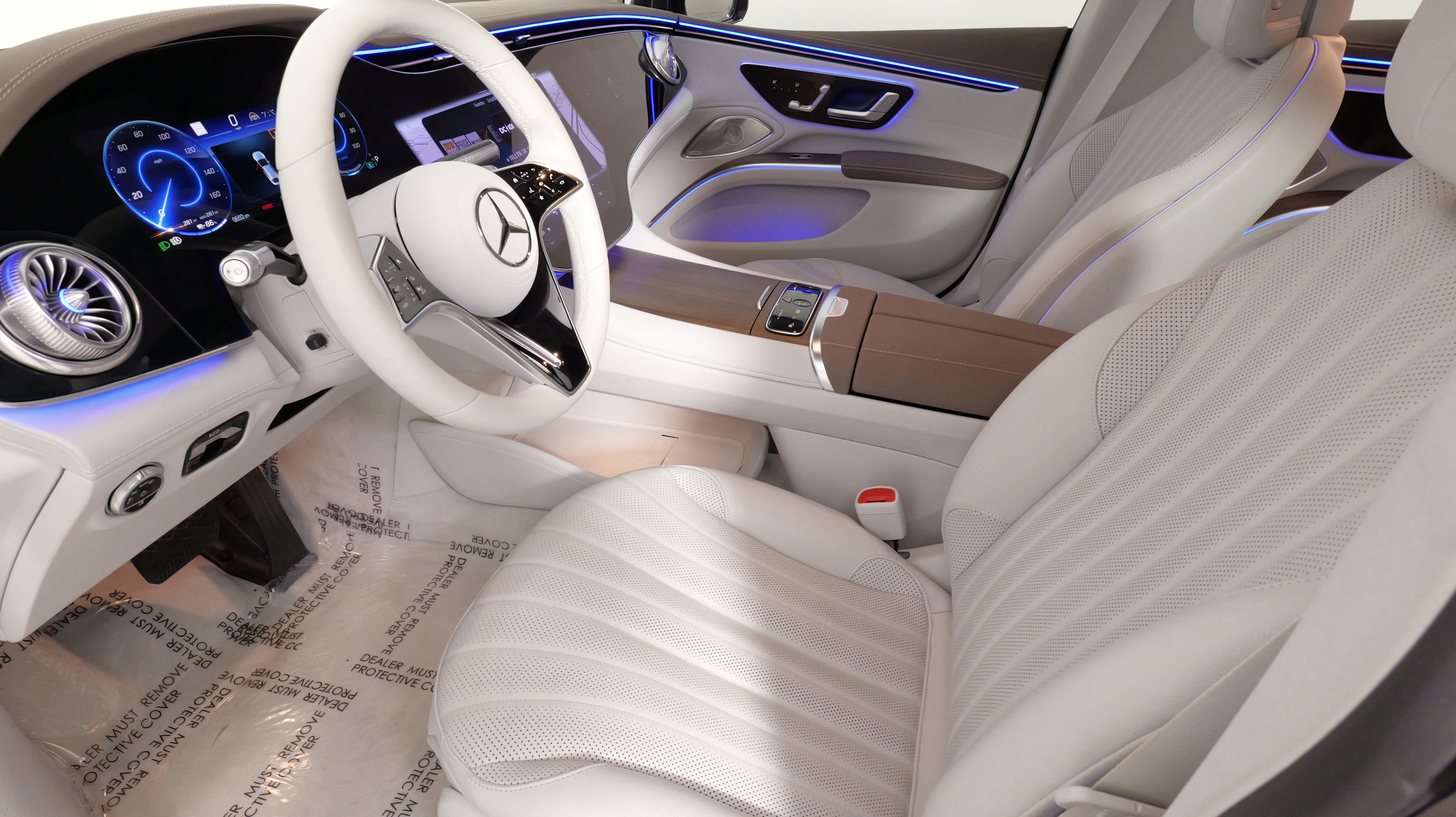 Used 2023 Mercedes-Benz EQS 580 4MATIC Sedan image 31