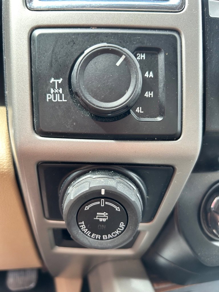 Used 2016 Ford F150 Lariat AWD/4WD image 16