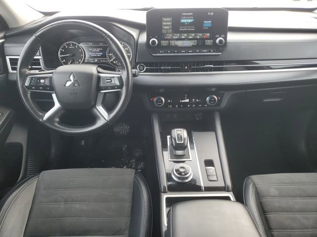 Used 2024 Mitsubishi Outlander SE image 26