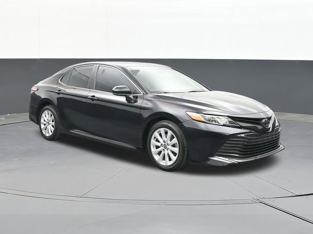 Used 2020 Toyota Camry LE image 20