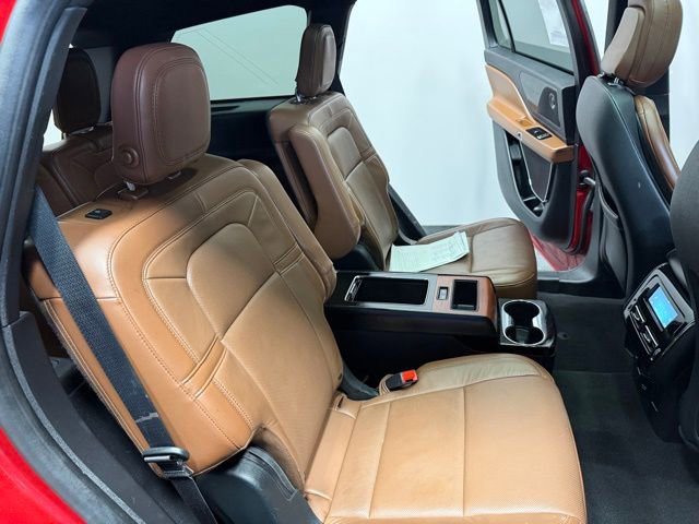 Used 2020 Lincoln Aviator Reserve w/ Equipment Group 201A image 30