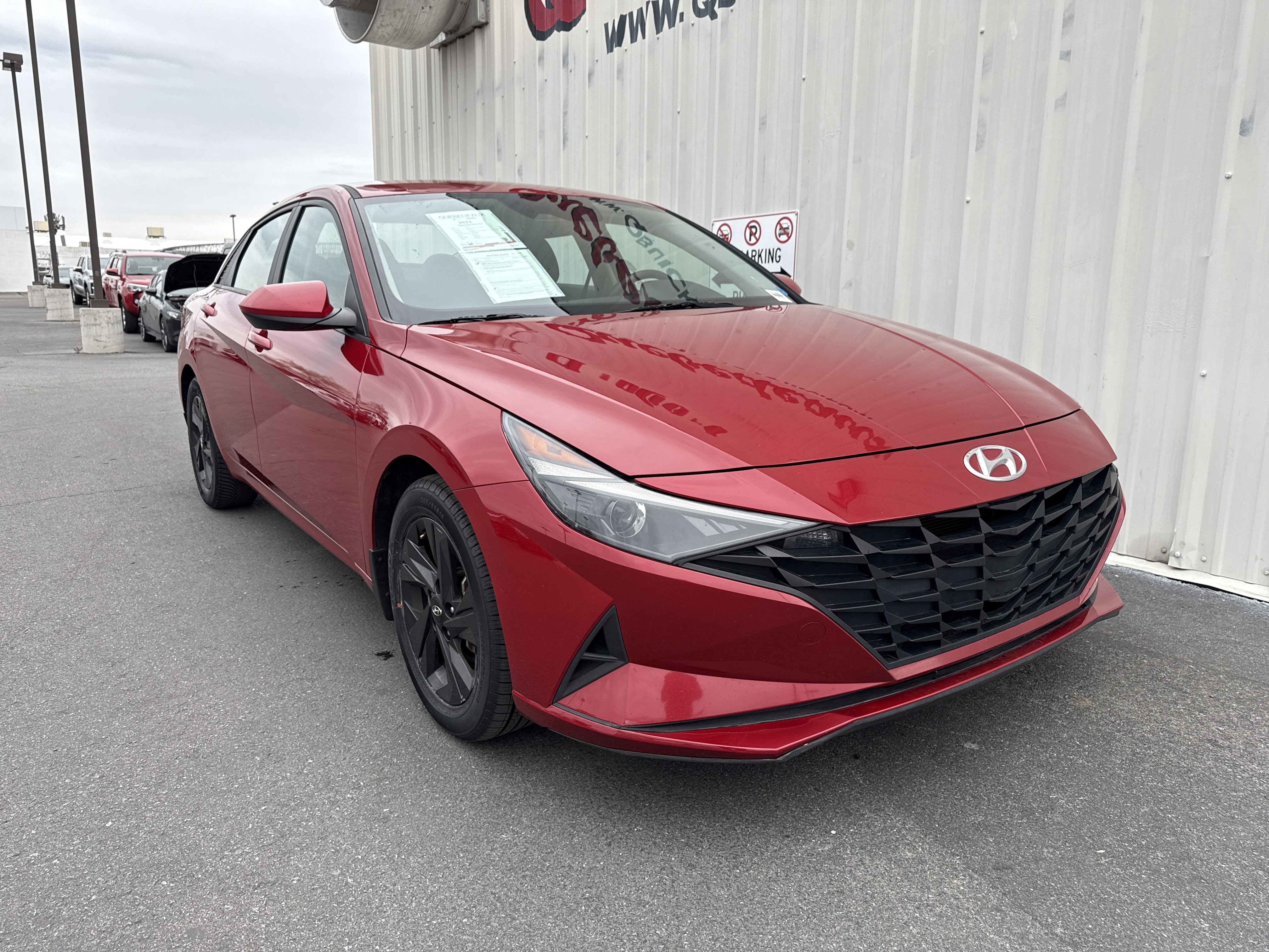 Used 2023 Hyundai Elantra SEL w/ Preferred Accessory Package image 27