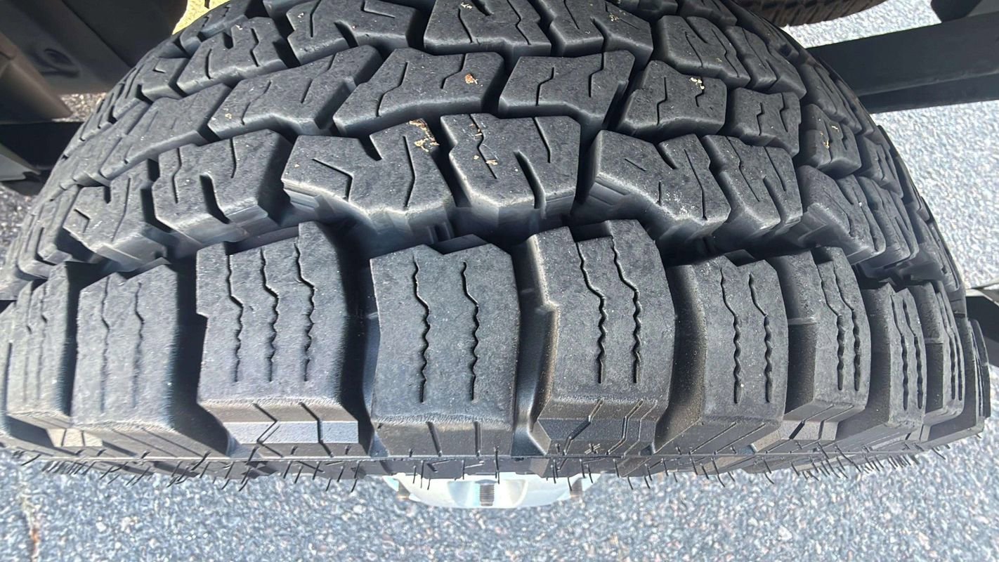 Used 2020 Ford Transit 250 Low Roof AWD image 21