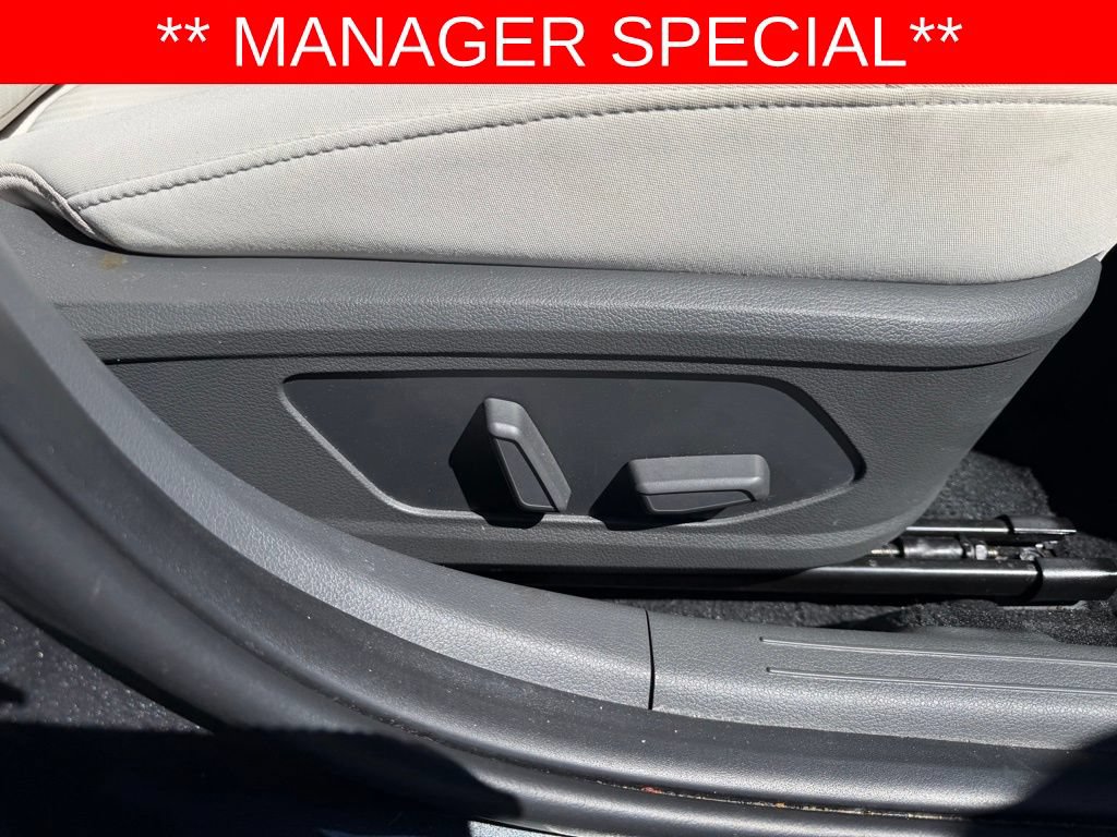Used 2025 Hyundai Sonata SEL FWD image 32