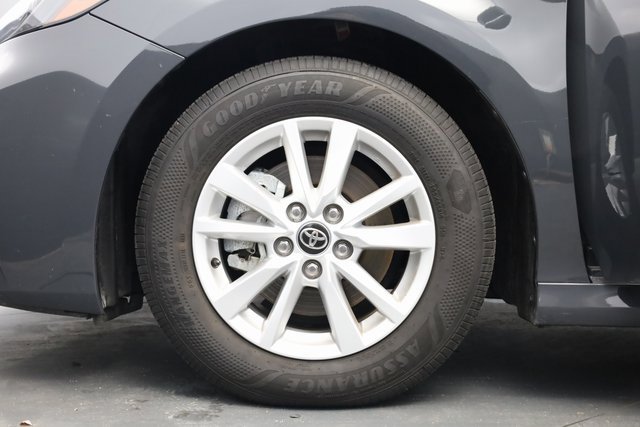 Used 2025 Toyota Camry LE image 8