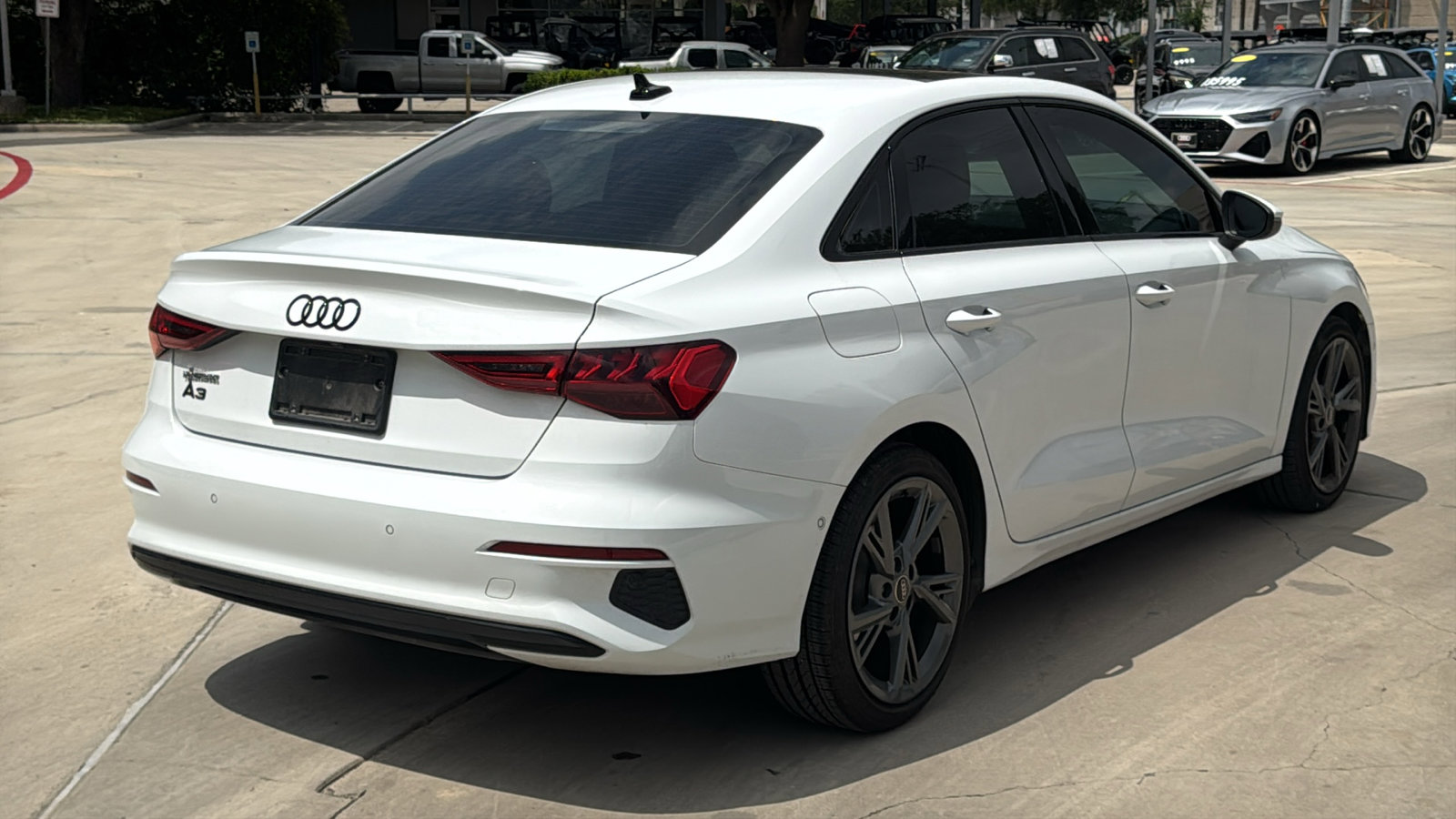 Used 2024 Audi A3 2.0T Premium FWD image 7