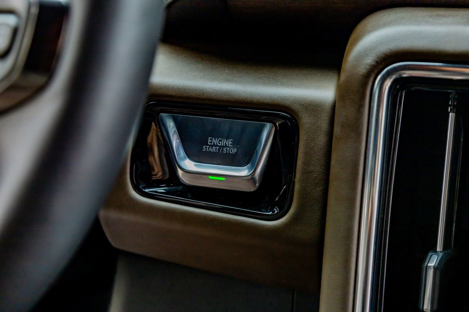 Used 2025 GMC Yukon Denali Ultimate image 23