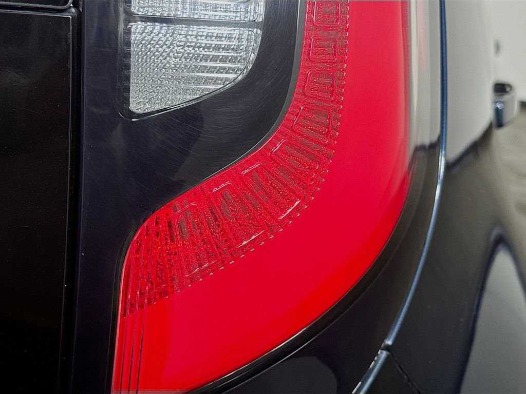 Used 2018 Kia Soul + image 31