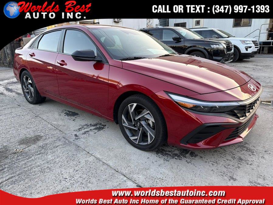 Used 2025 Hyundai Elantra Sport image 1