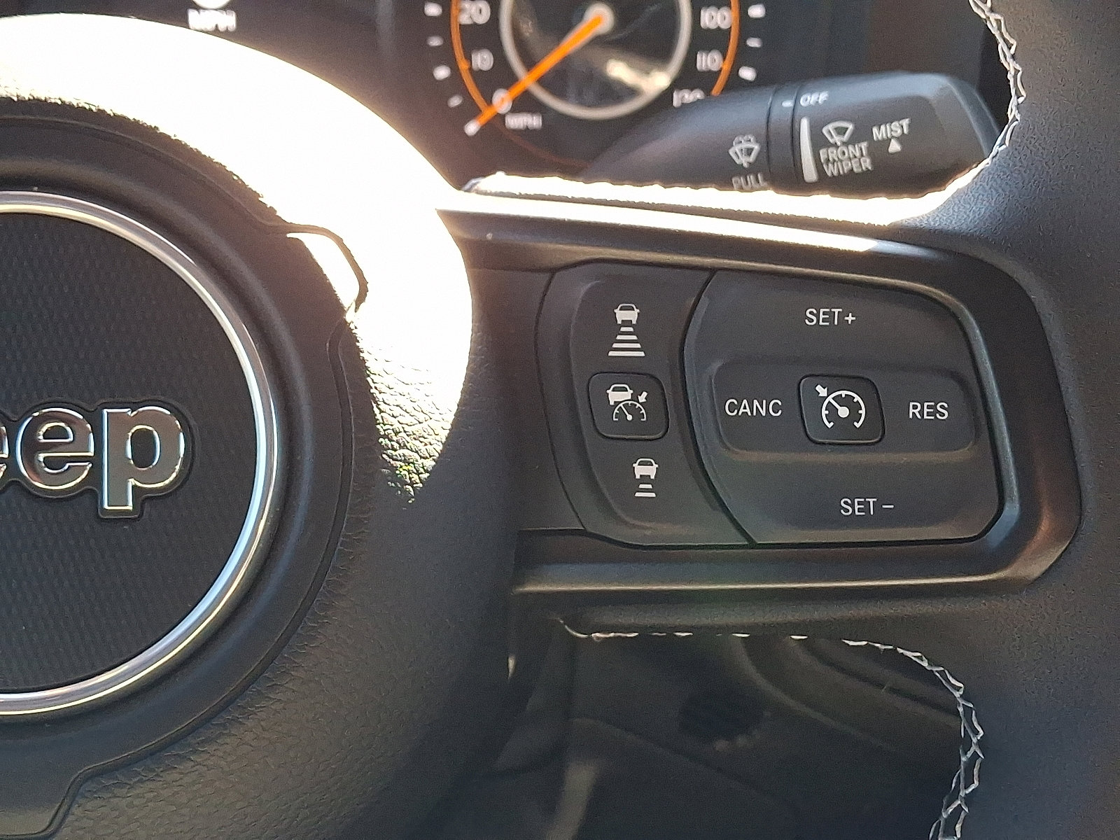 Used 2025 Jeep Wrangler Sport image 21